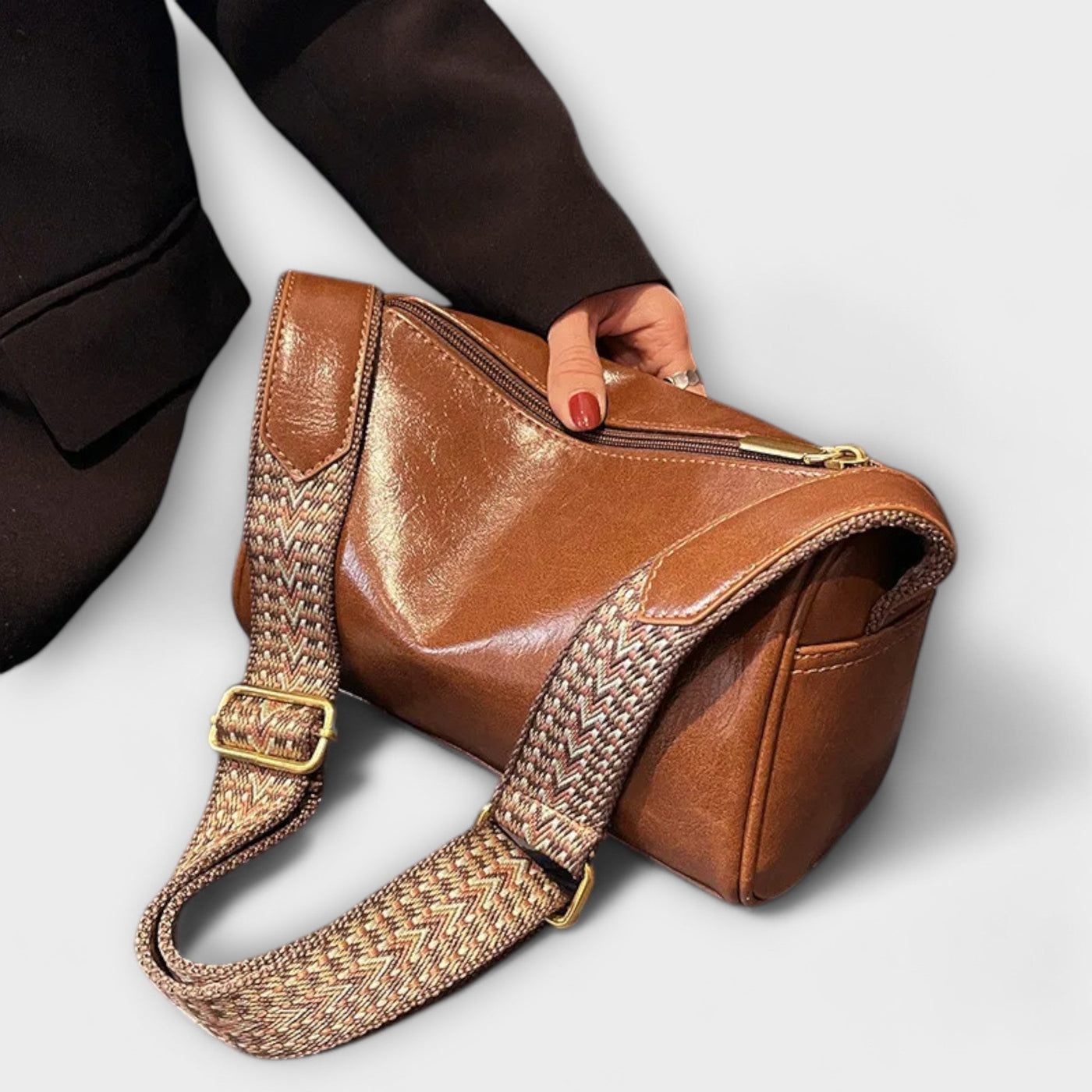 Alice | Olivia - Vintage Crossbody Bag