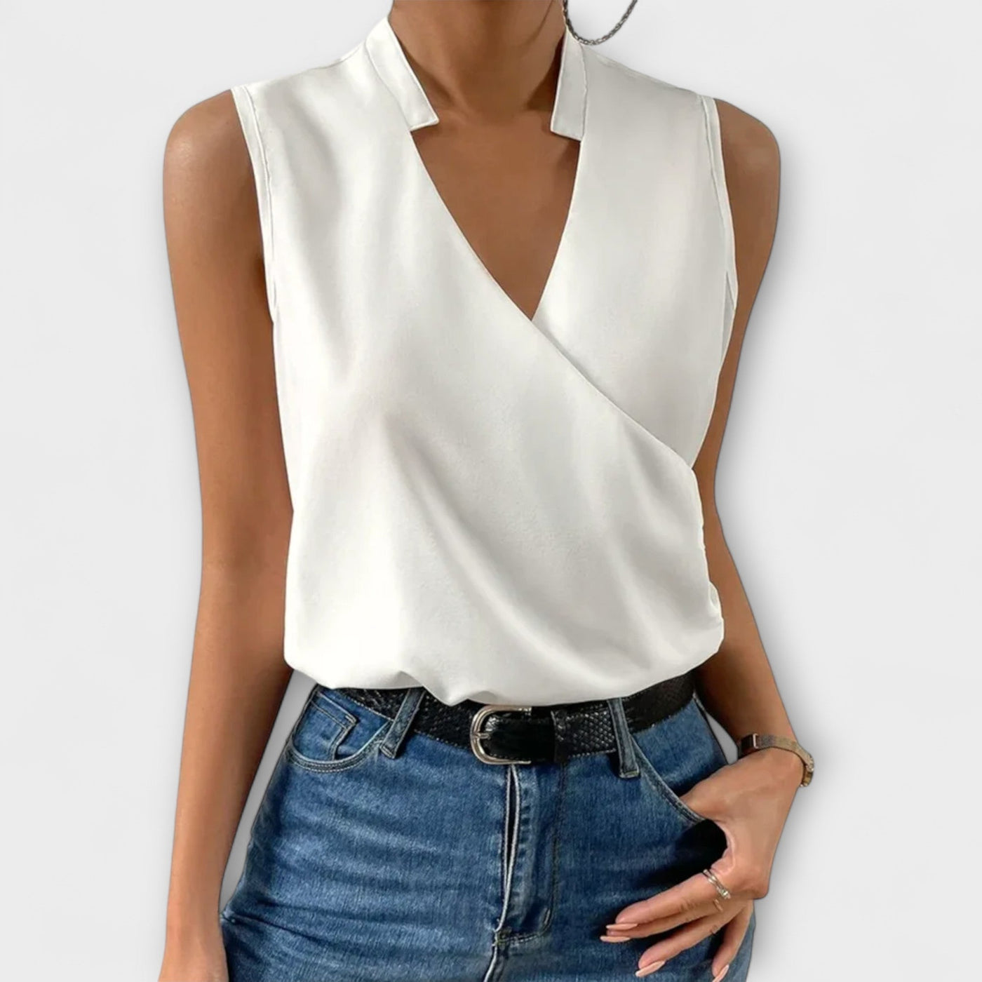 Alice | Sophisticated V-Neck Top