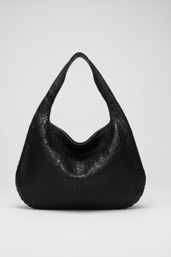 Alice | Women’s Shoulder Bag with Single Strap and Rounded Outline